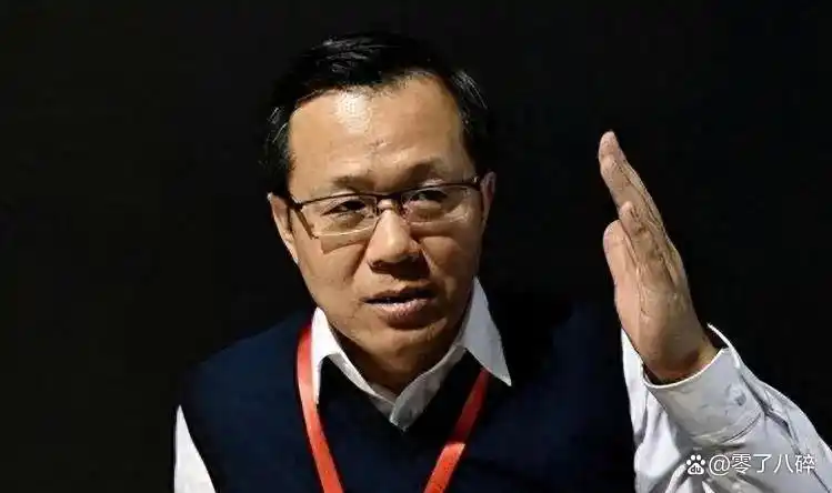 卓伟娱乐圈曝光事件_那个靠爆明星黑料出名的是谁,_卓伟狗仔队生涯回顾